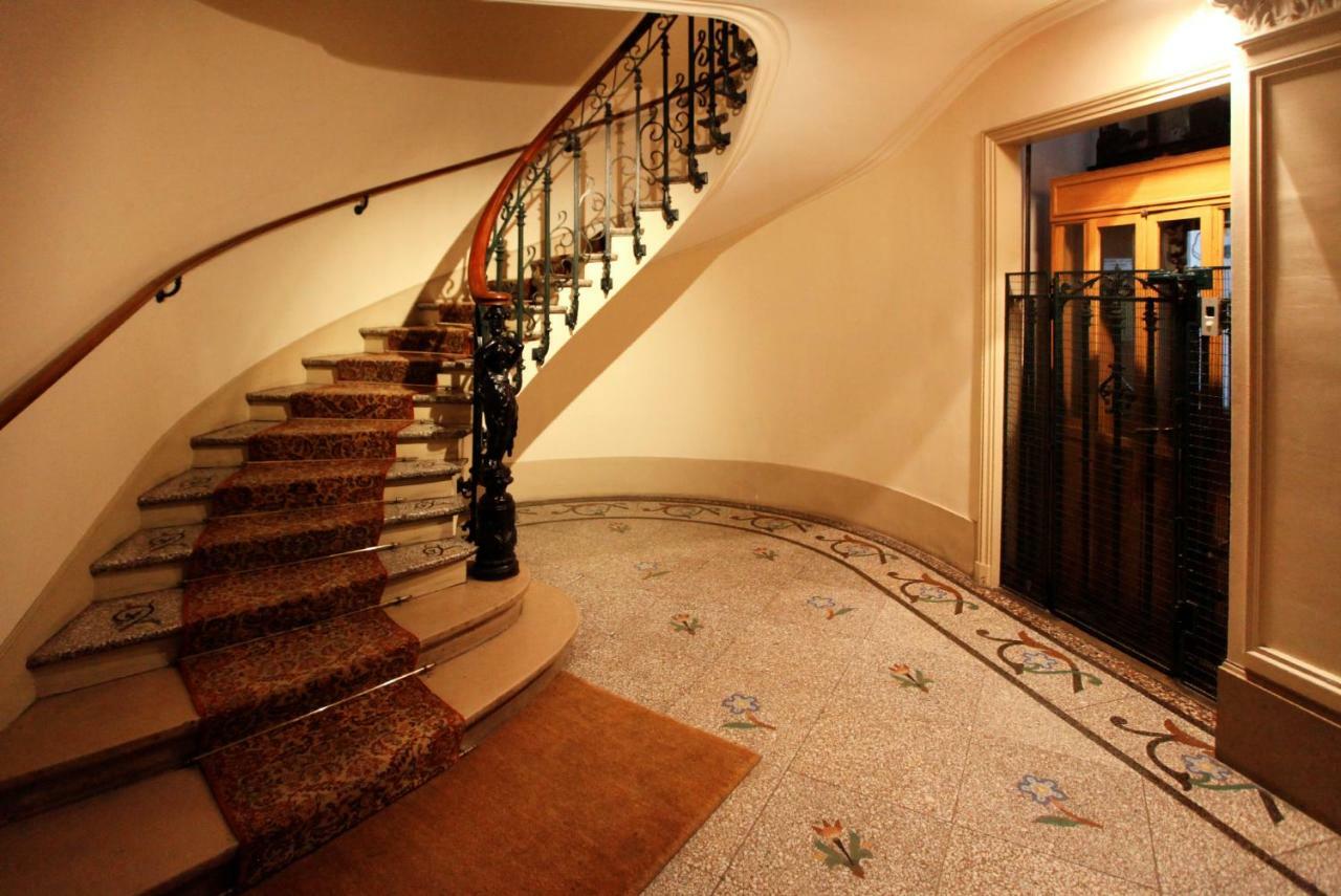 Bed and Breakfast Cote Montmartre Parigi Esterno foto